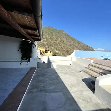 Casa Il Peperoncino In Centro A E Vista Mare * Leni